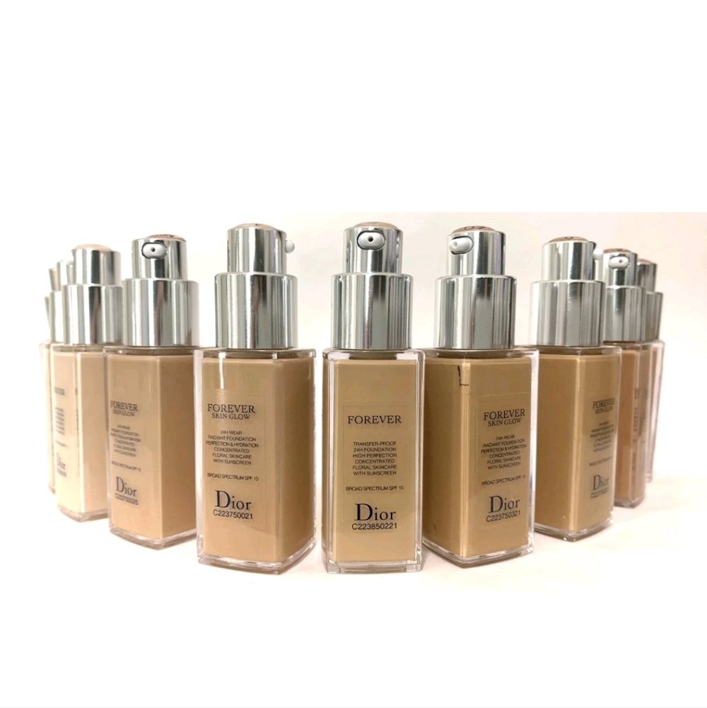 Dior Forever Foundation - SPF 15 Shade OW Fair W/ Olive Undertone - Picture 2 of 4